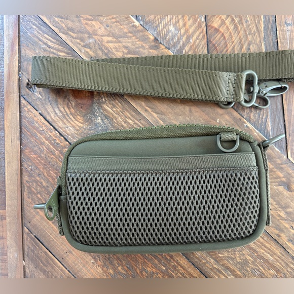 Dagne Dover MARA NEOPRENE PHONE SLING crossbody - Picture 2 of 4